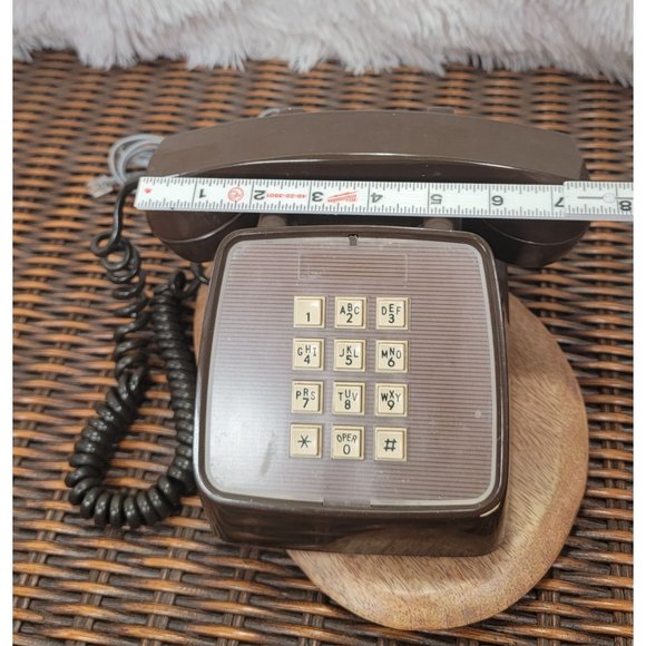 Vintage 1980 GTE Automatic Electric Push Dial Brown Land Line Telephone, Model # - Picture 2 of 9
